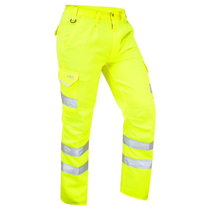CT01-Y Class 1 Bideford Poly/Cotton Cargo Trousers (28 to 60 Waist)