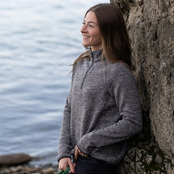 ST253 - Women's Yosemite ½-zip pullover